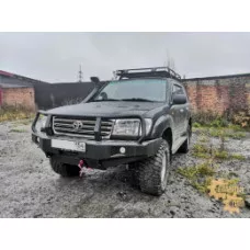 Подготовка автомобиля Toyota Land Cruiser 105 для бездорожья на сервисе Главная Пара