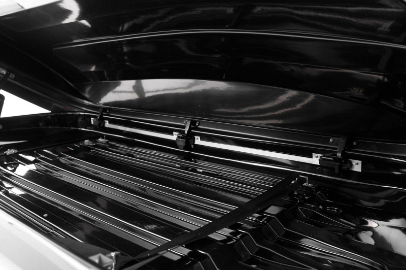 Автобокс Carl Steelman Classic 1950*865*405 мм (470 L) черный Автобокс Carl Steelman Classic 1950*865*405 мм (470 L) черный