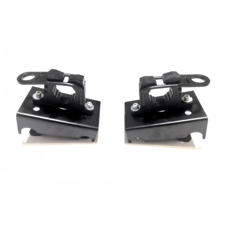 Крепление лопаты к экспедиционному багажнику