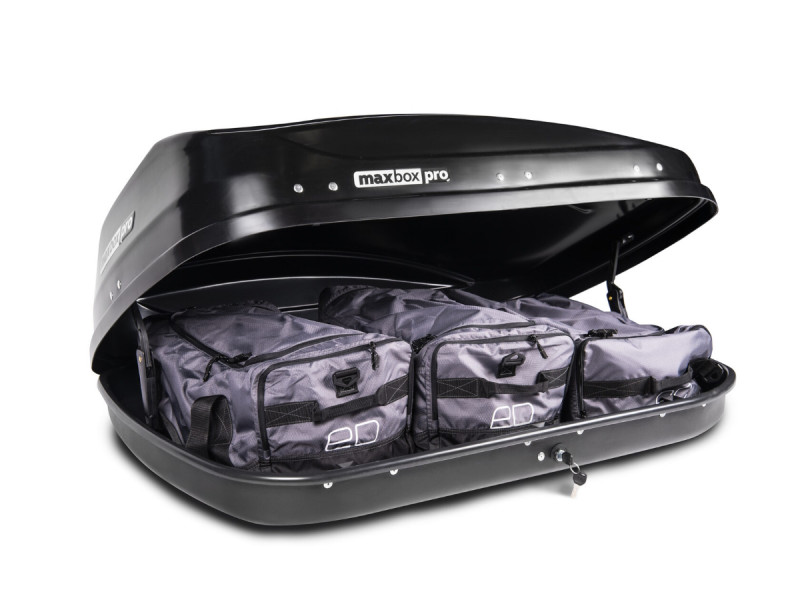 Автобокс MaxBox PRO 430 (малый) черный глянцевый 136*96*42 см двустороннее открывание Автобокс MaxBox PRO 430 (малый) черный глянцевый 136*96*42 см двустороннее открывание