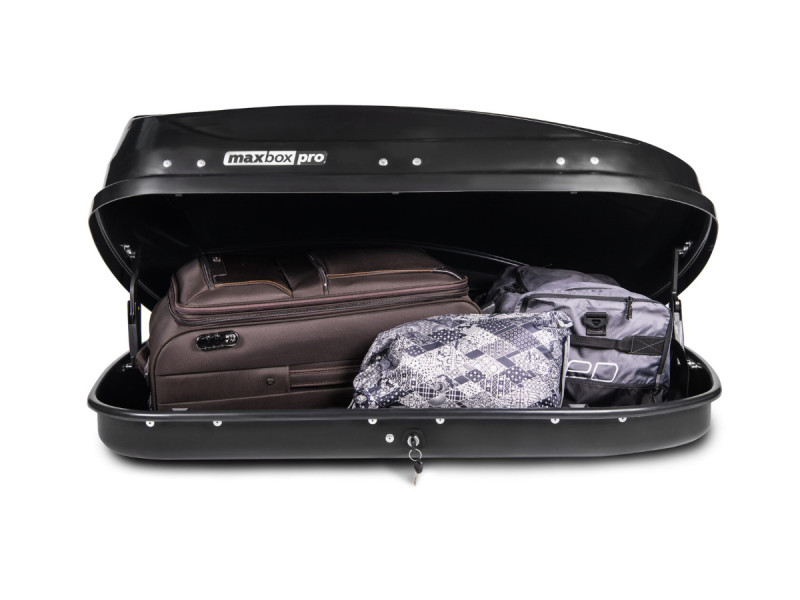 Автобокс MaxBox PRO 430 (малый) черный глянцевый 136*96*42 см двустороннее открывание Автобокс MaxBox PRO 430 (малый) черный глянцевый 136*96*42 см двустороннее открывание