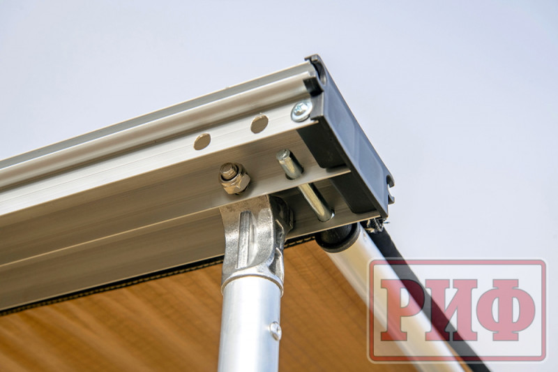 Маркиза автомобильная РИФ 2х2 м Маркиза автомобильная РИФ 2х2 м