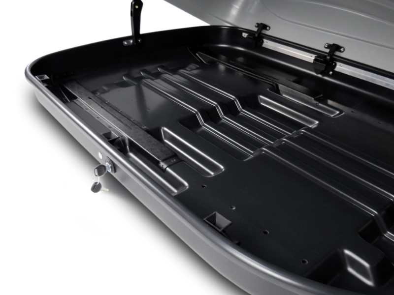 Автобокс MaxBox PRO 430 (малый) серый 136*96*42 см двустороннее открывание Автобокс MaxBox PRO 430 (малый) серый 136*96*42 см двустороннее открывание