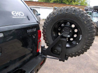 Калитка крепления запасного колеса KDT для Mitsubishi L-200, Toyota Hilux