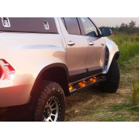 Пороги силовые алюминиевые III поколения KDT для Toyota HILUX с 2015