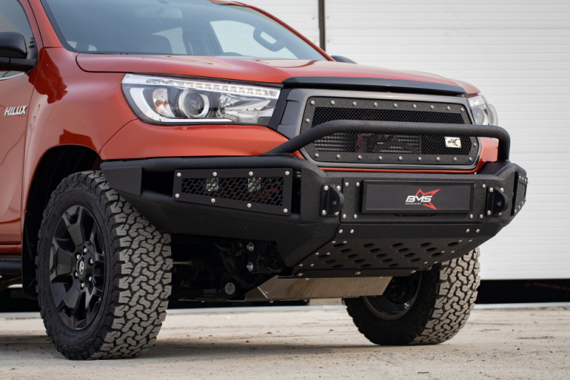 Яркий и функциональный Toyota Hilux Revo от BMS Яркий и функциональный Toyota Hilux Revo от BMS