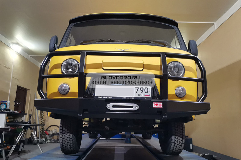 Бампер РИФ силовой передний УАЗ Буханка усиленный с защитной дугой Бампер РИФ силовой передний УАЗ Буханка усиленный с защитной дугой