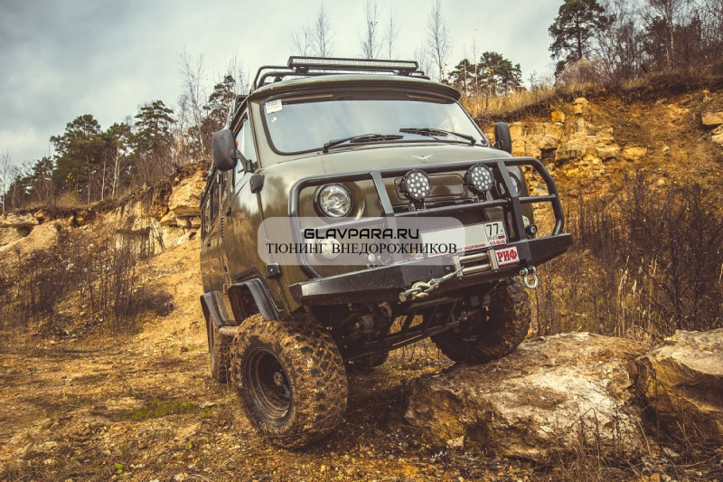 Бампер РИФ силовой передний УАЗ Буханка усиленный с защитной дугой Бампер РИФ силовой передний УАЗ Буханка усиленный с защитной дугой