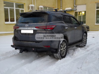 Бампер силовой задний РИФ для Toyota Fortuner 2015+ c квадратом под фаркоп