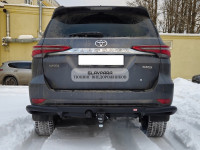 Бампер силовой задний РИФ для Toyota Fortuner 2015+ c квадратом под фаркоп