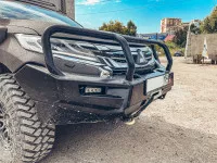 Бампер силовой передний РИФ для Mitsubishi Pajero Sport 2015+ с доп. фарами (арт. B0205), защитной дугой, защитой бачка омывателя, под парктроник