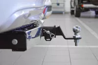 Фаркоп PT GROUP для Mitsubishi Pajero Sport 2008-2020  - с нержавеющей накладкой,съемный квадрат, нагрузки: 2500/115 кг (без электрики в комплекте)