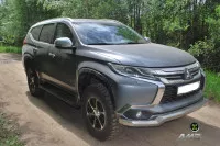 Силовая защита переднего штатного бампера АМЗ для Mitsubishi Pajero Sport 3