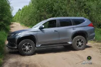 Силовые пороги АМЗ для Mitsubishi Pajero Sport 3