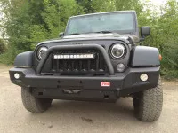 Бампер силовой передний РИФ для Jeep Wrangler JK 2007-2018 с доп. фарами и центральной защитной дугой Бампер силовой передний РИФ для Jeep Wrangler JK 2007-2018 с доп. фарами и центральной защитной дугой